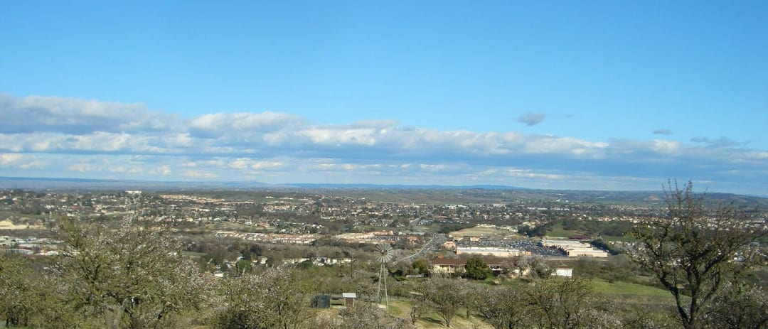 Paso Robles Downtown Plaza & Vineyards - a 3h 39m family road trip from Dublin, CA
